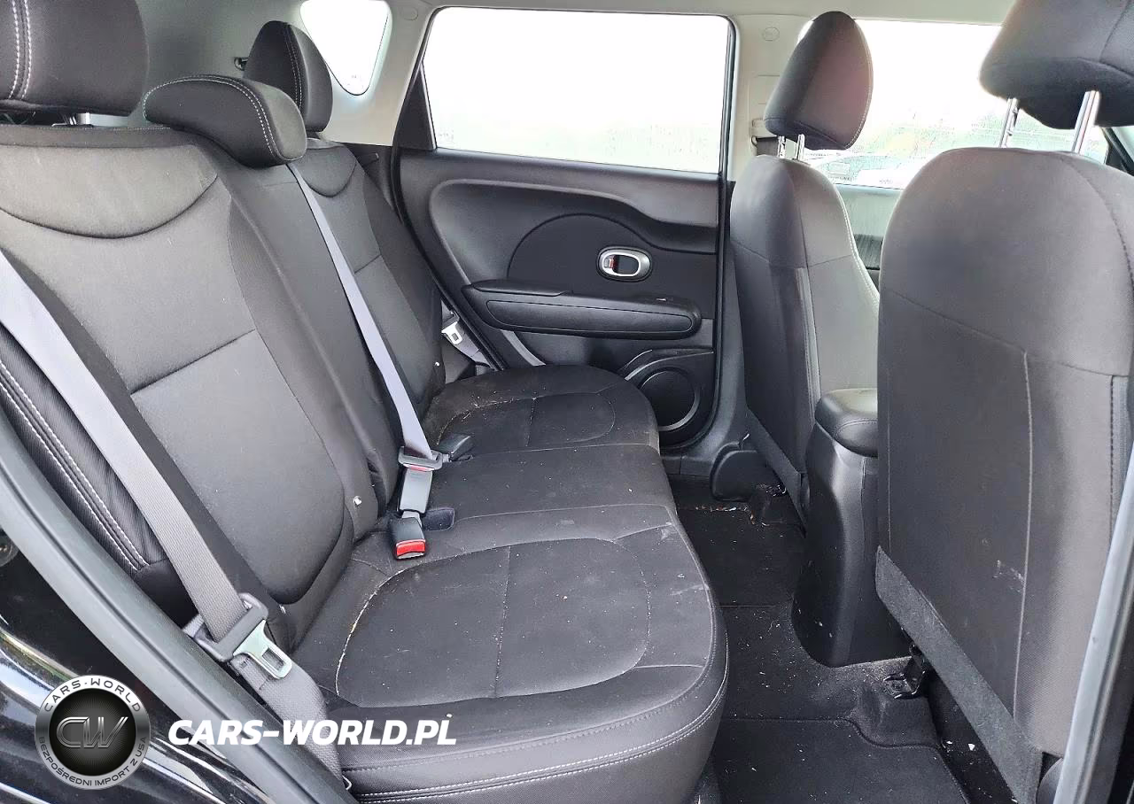 2018 Kia Soul Base VIN:KNDJN2A22J7557647 - 11
