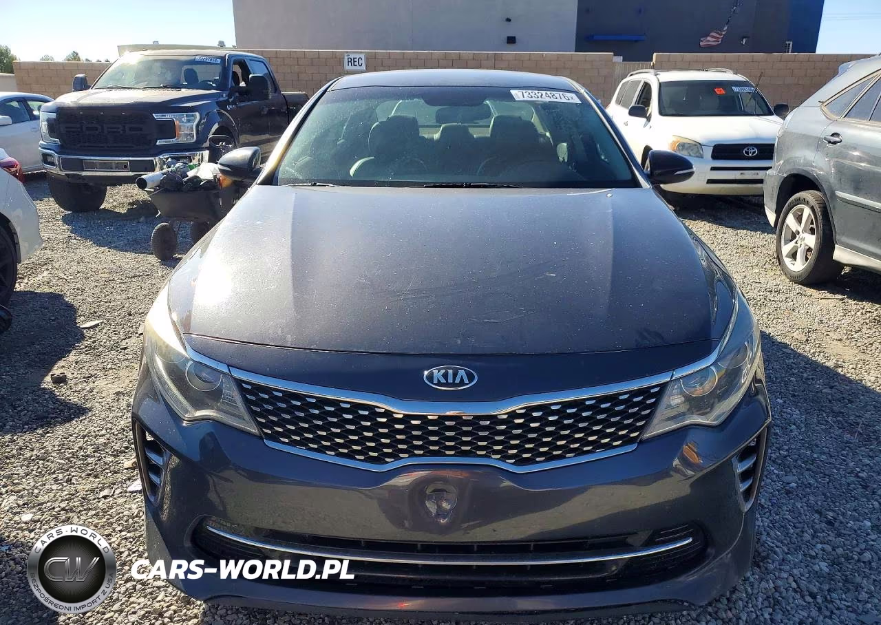 2017 Kia Optima Sx VIN:5XXGW4L21HG143311 - 5