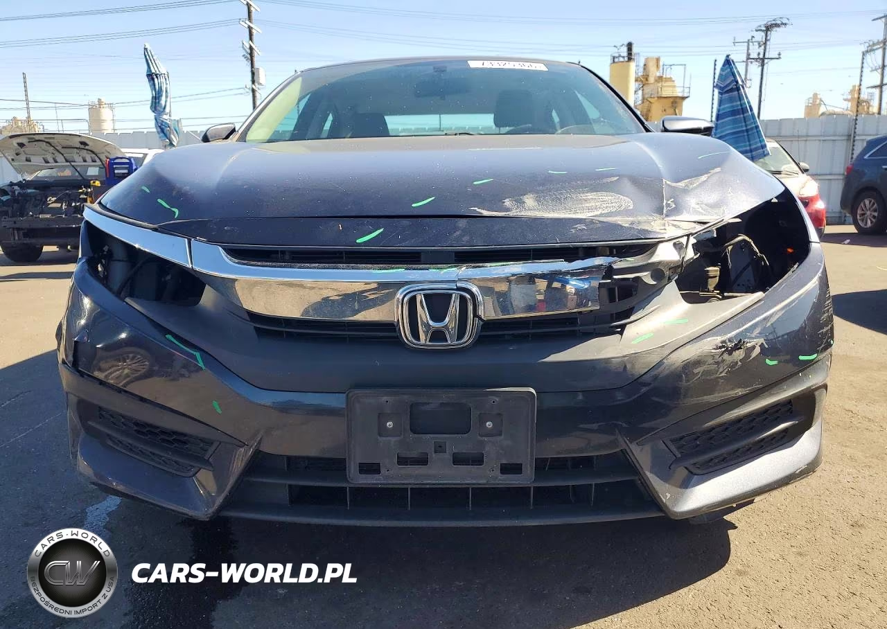 2017 Honda Civic Lx VIN:2HGFC2F5XHH502023 - 5