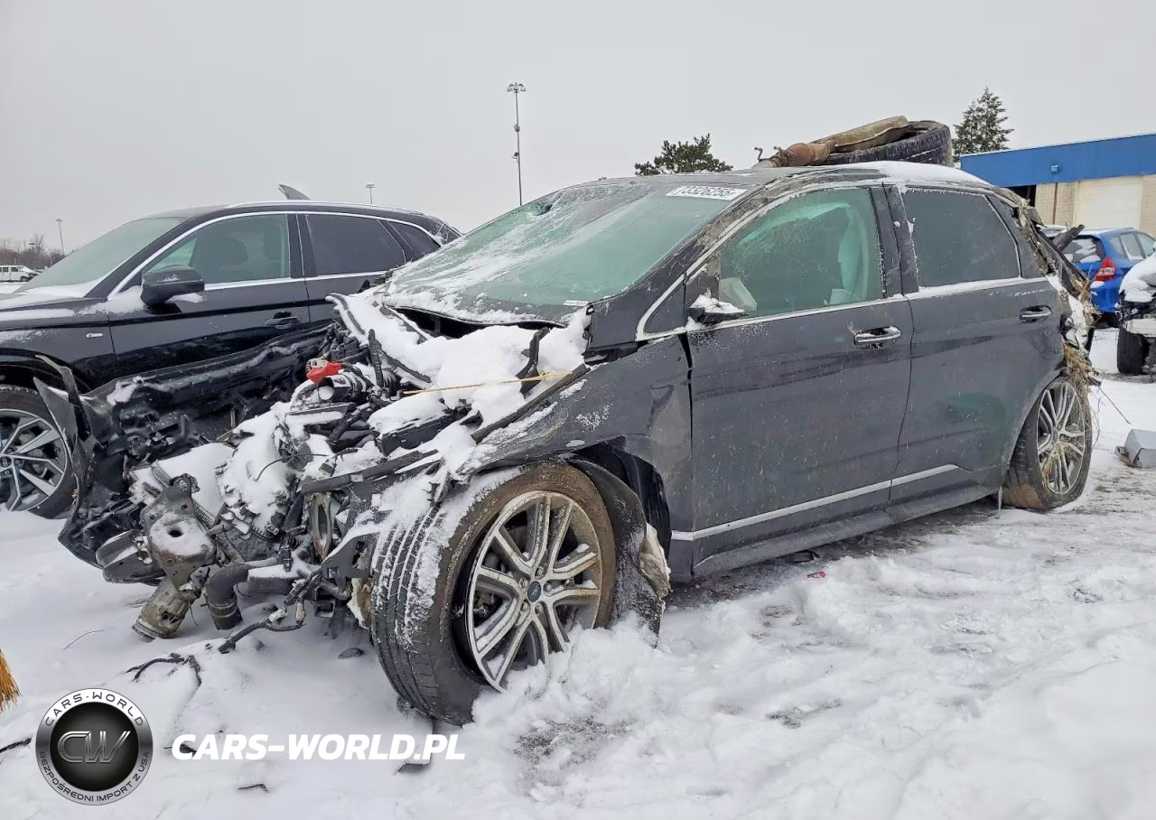 2019 Ford Edge Titanium