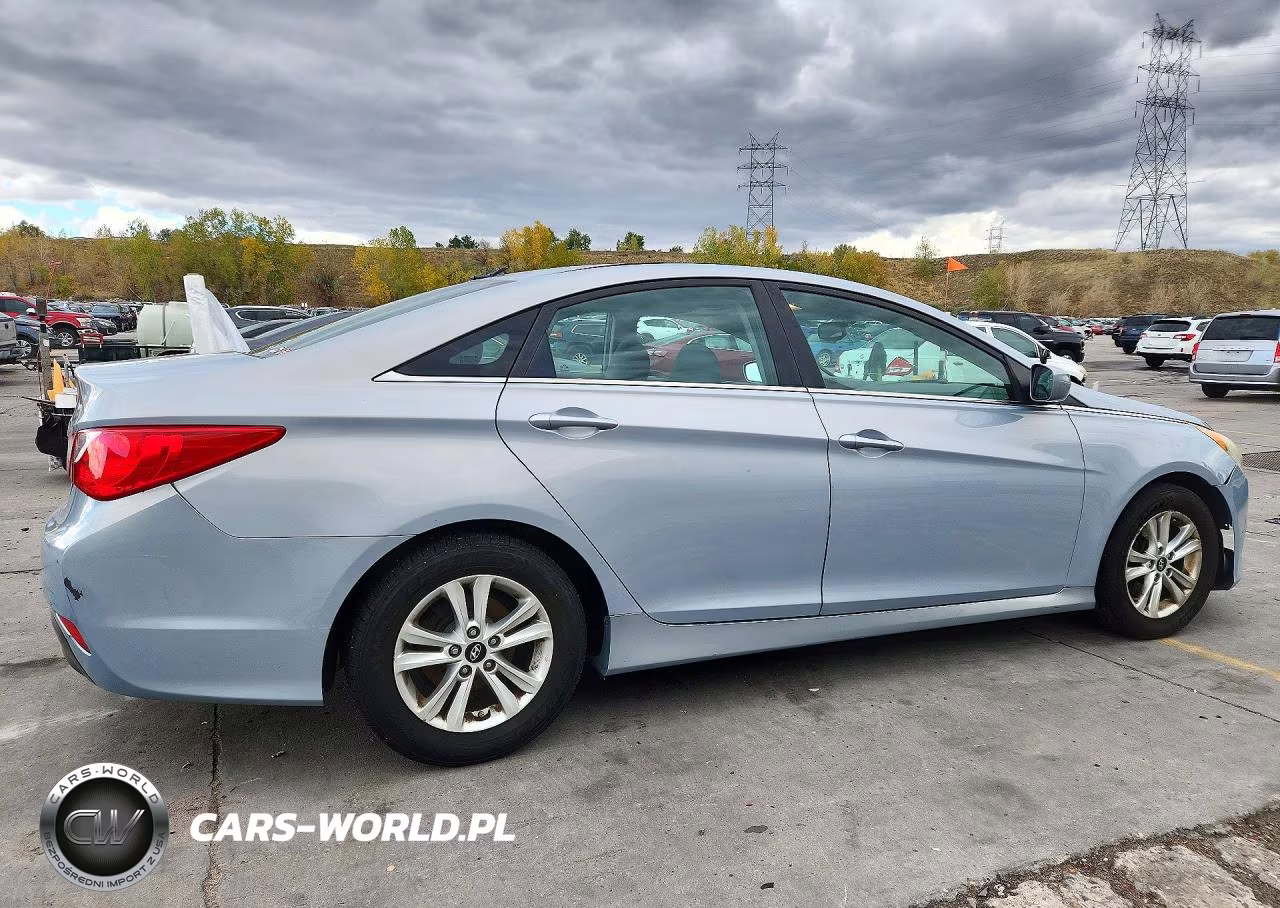 2014 Hyundai Sonata Gls VIN:5NPEB4AC6EH852895 - 3
