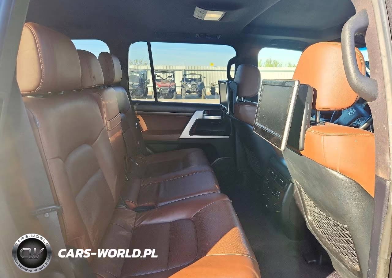 2017 Toyota Land Cruiser Base VIN:JTMCY7AJ7H4051909 - 11