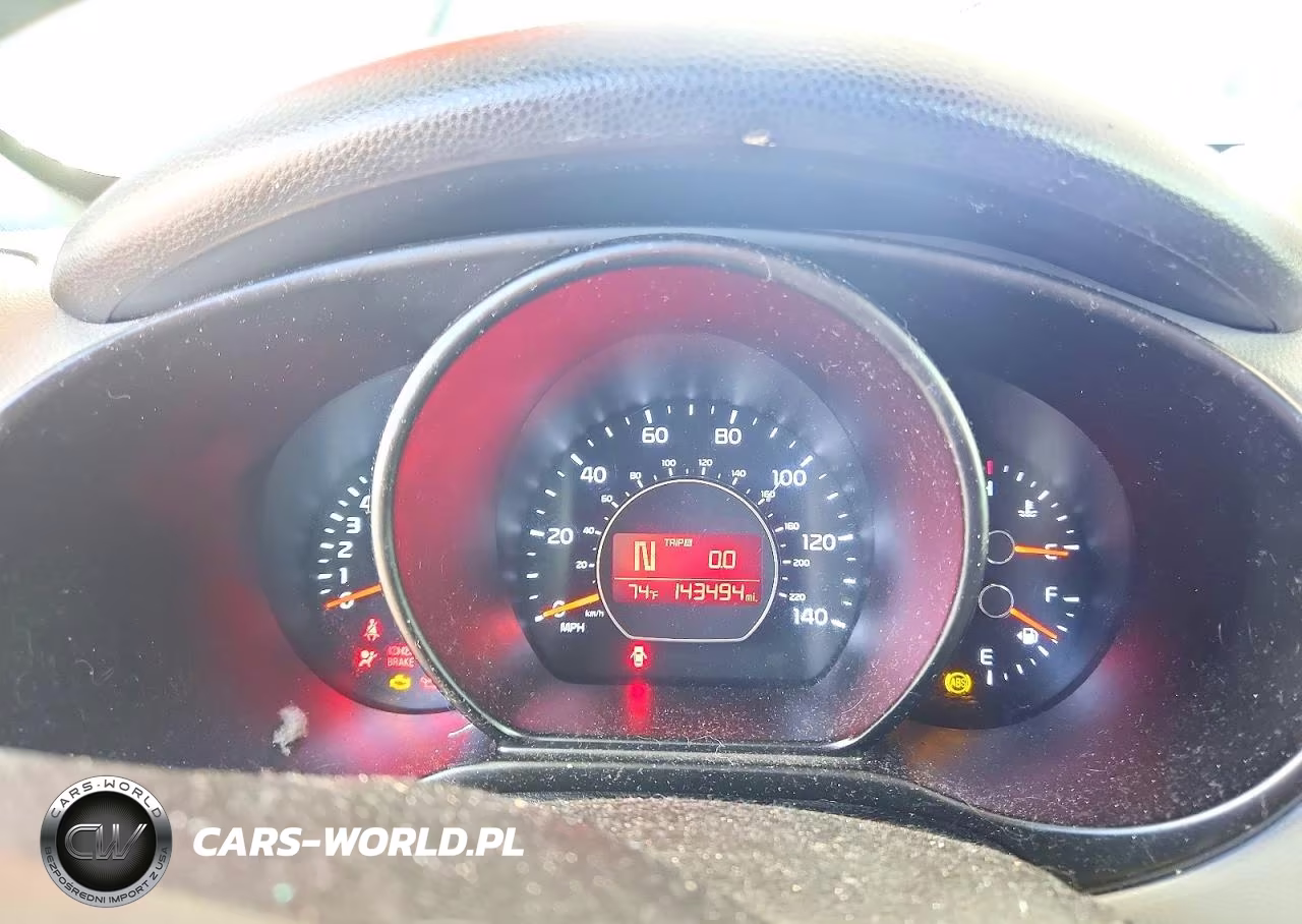 2015 Kia Soul Base VIN:KNDJN2A21F7132122 - 9