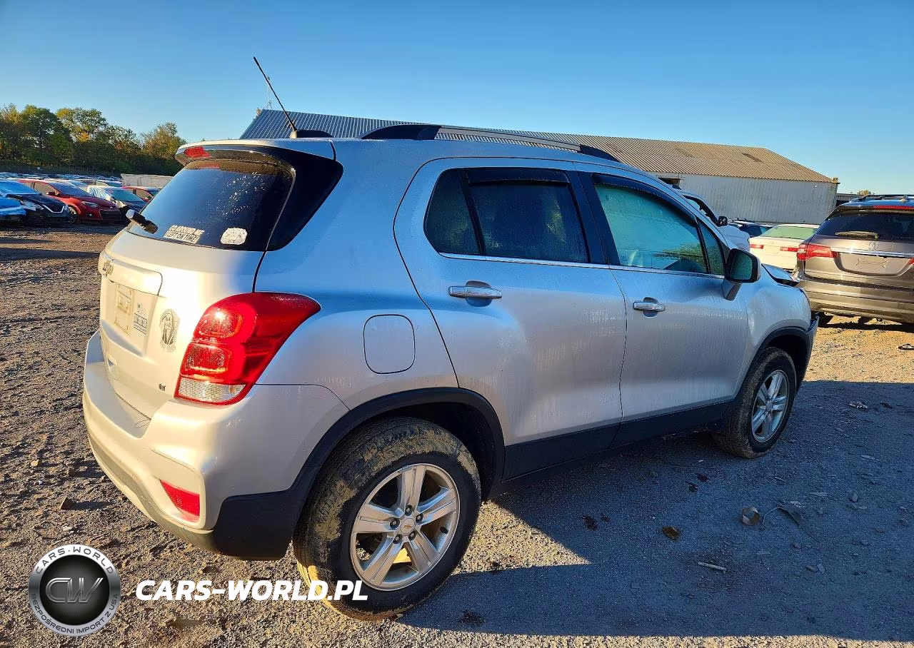 2018 Chevrolet Trax 1Lt VIN:KL7CJPSB4JB712435 - 3