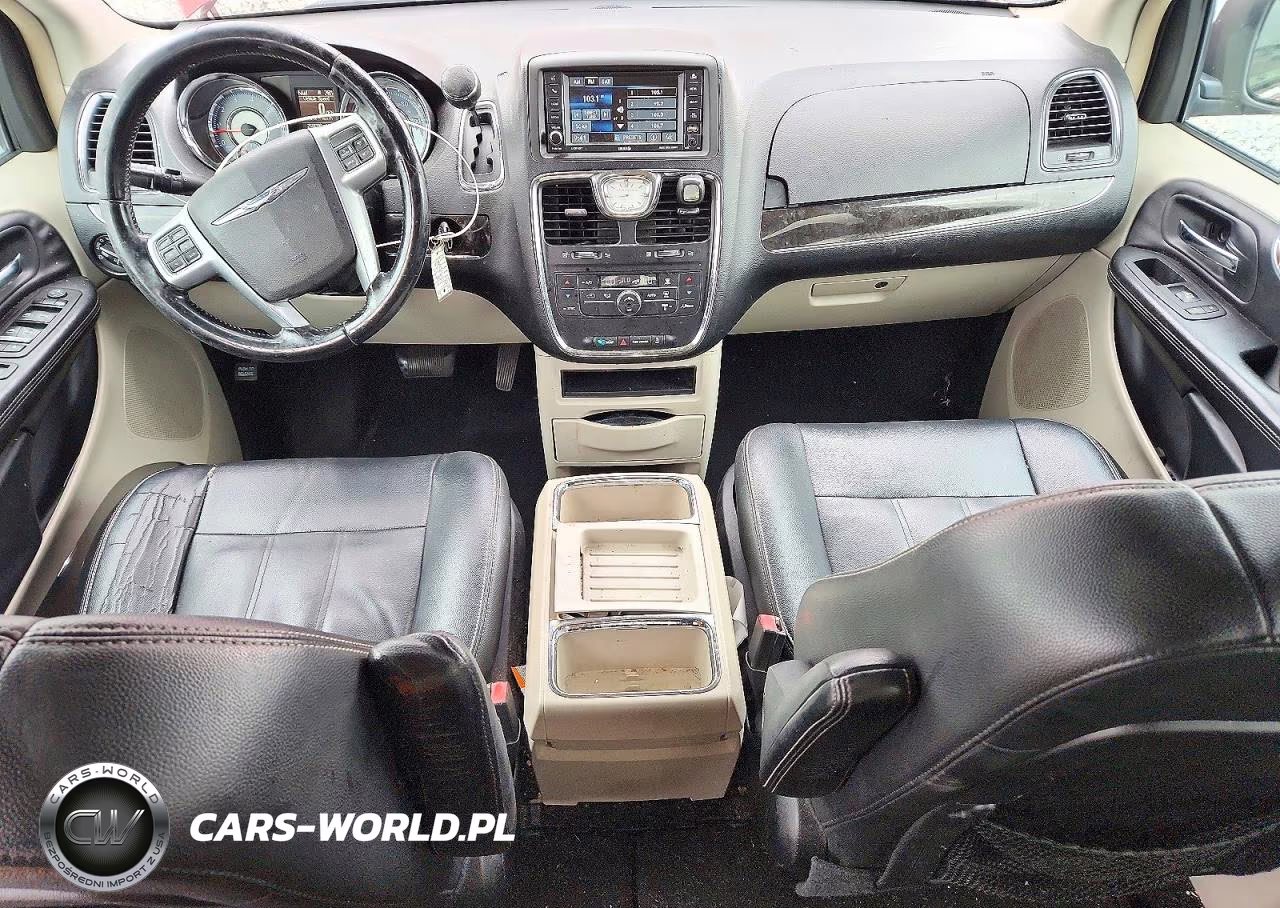2013 Chrysler Town & Country Touring VIN:2C4RC1BG4DR629934 - 8