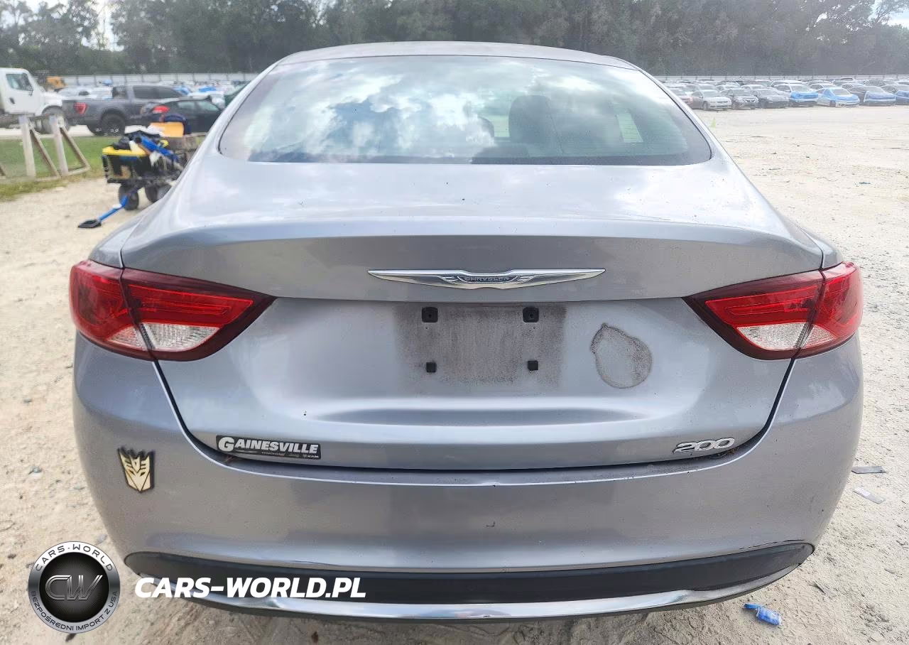 2015 Chrysler 200 Limited VIN:1C3CCCAB6FN753750 - 6