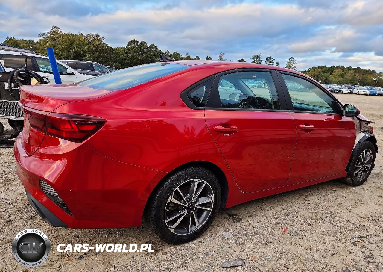 2023 Kia Forte Lxs VIN:3KPF24AD6PE571202 - 3
