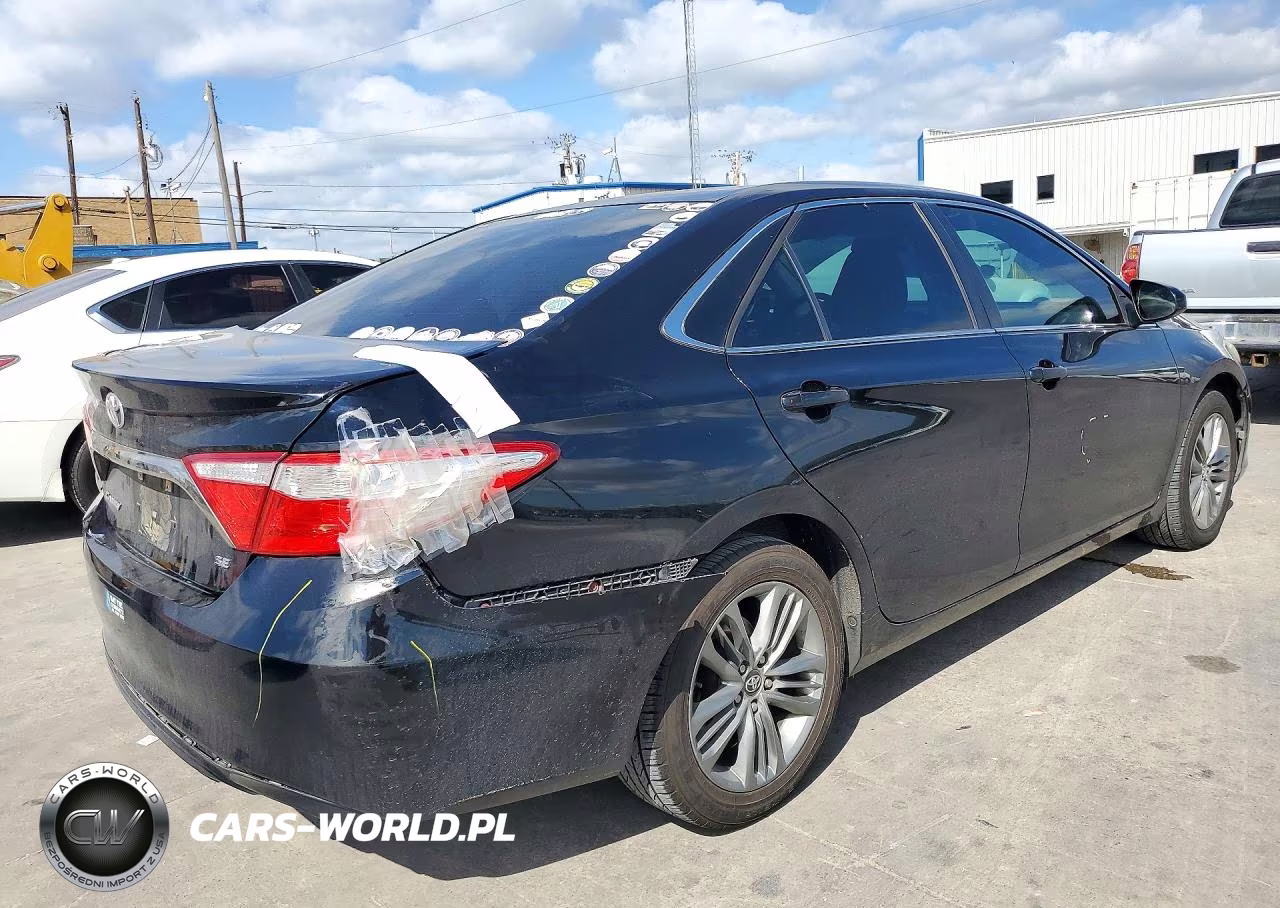 2017 Toyota Camry Se VIN:4T1BF1FK3HU441210 - 3