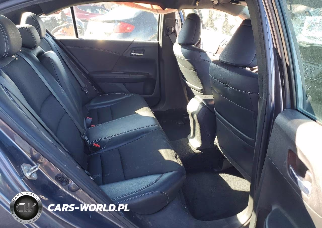 2017 Honda Accord Sport VIN:1HGCR2F58HA077479 - 10