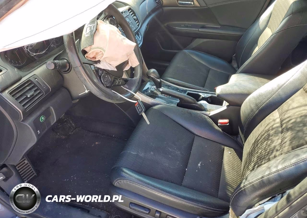 2017 Honda Accord Sport VIN:1HGCR2F58HA077479 - 7