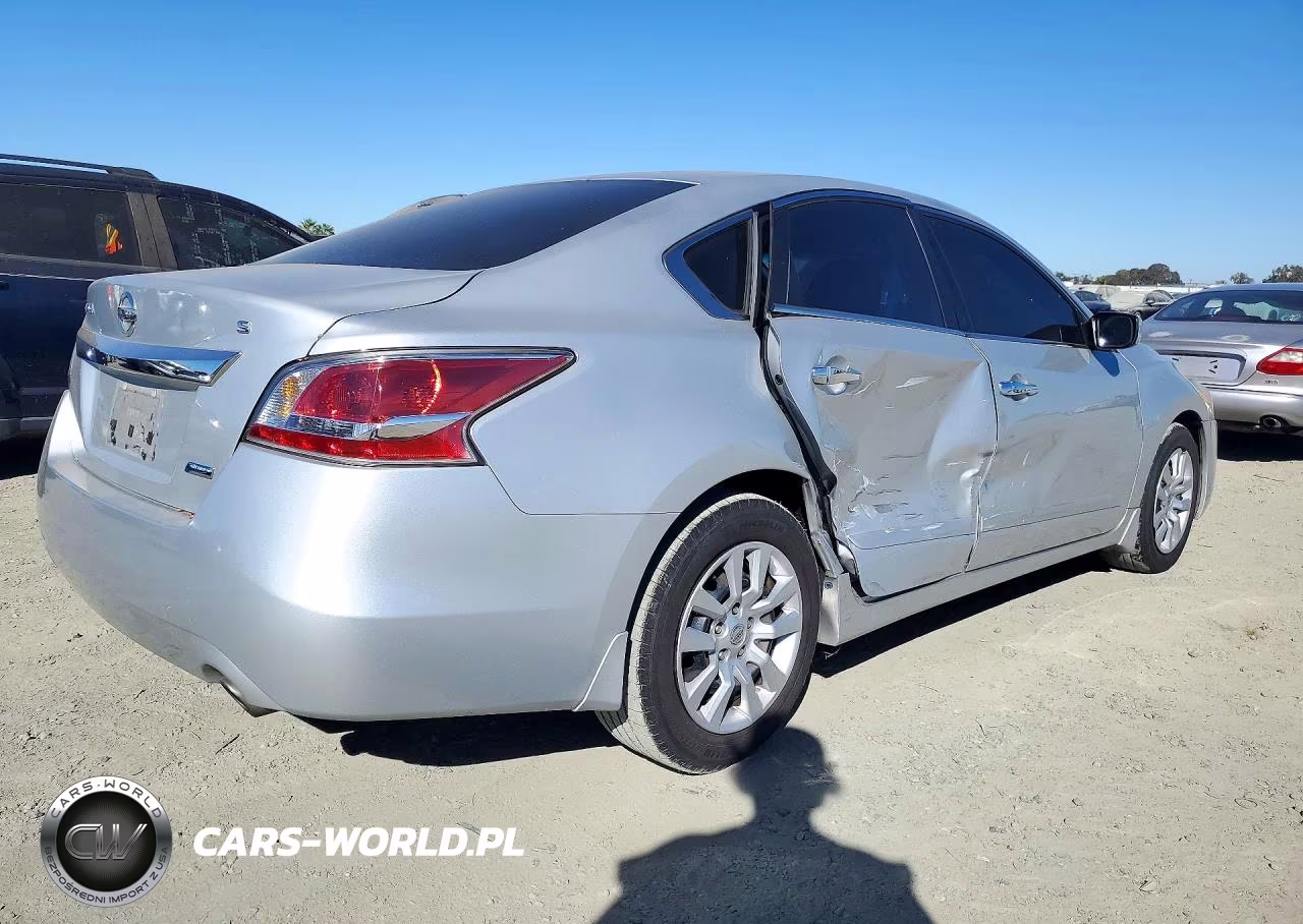 2014 Nissan Altima 2.5 S VIN:1N4AL3AP2EC195619 - 3