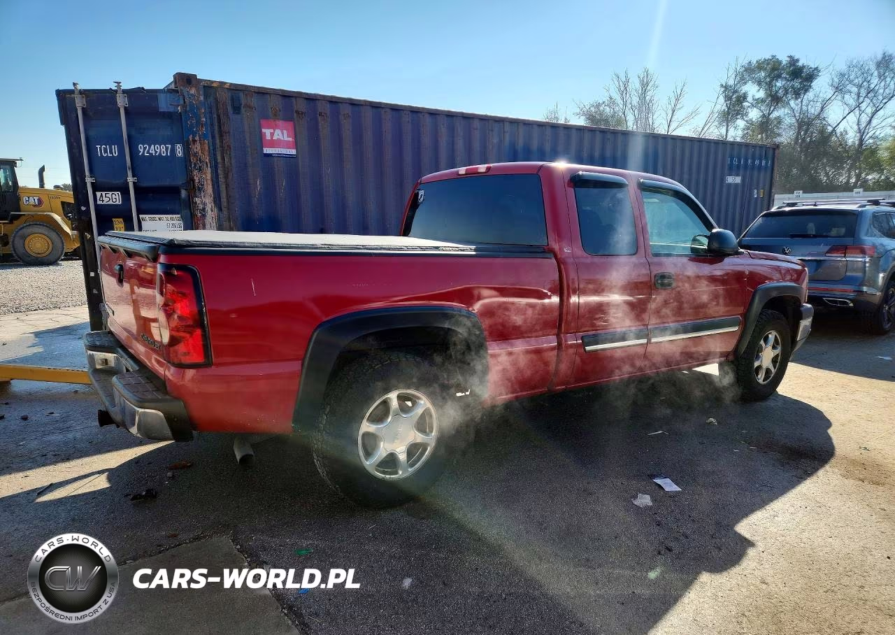 2005 Chevrolet Silverado K1500 VIN:1GCEK19B65E265574 - 3