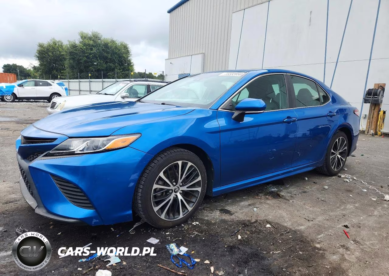 2018 Toyota Camry Se VIN:4T1B11HK9JU022683 - 1