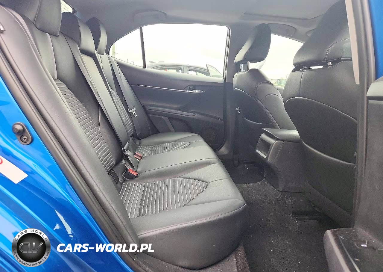 2018 Toyota Camry Se VIN:4T1B11HK9JU022683 - 10
