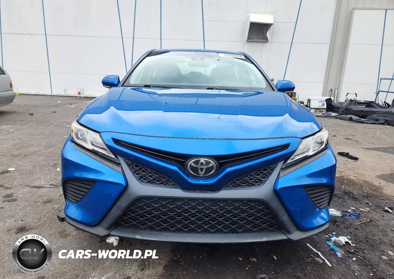 2018 Toyota Camry Se VIN:4T1B11HK9JU022683 - 5