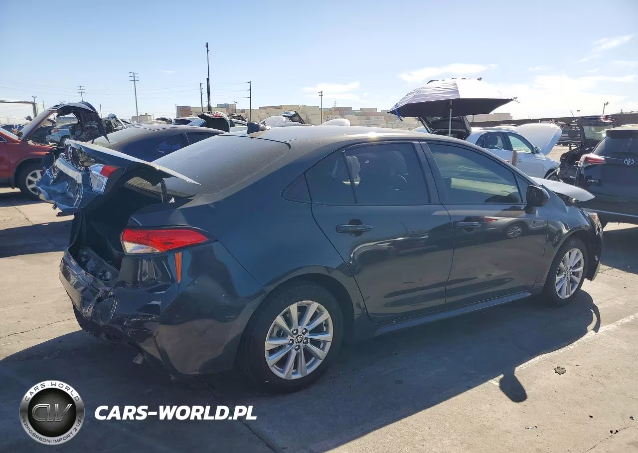 2024 Toyota Corolla Le VIN:JTDB4MEE7R3021111 - 3
