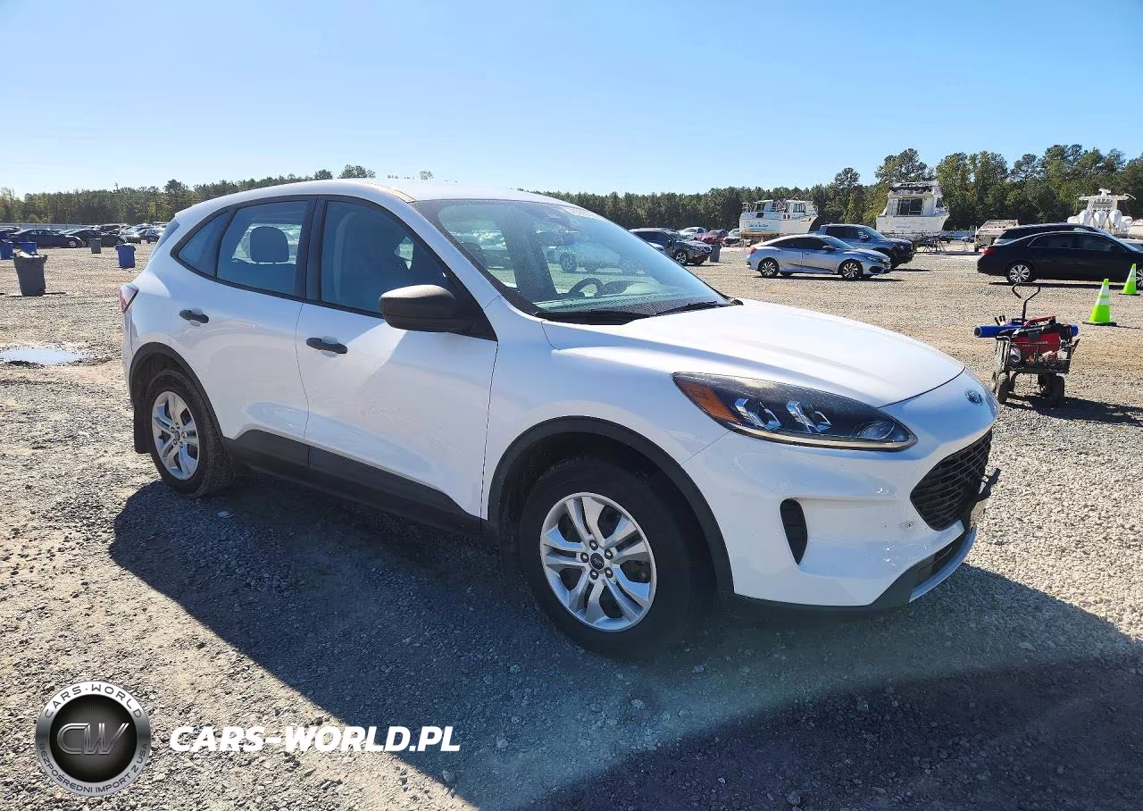 2020 Ford Escape S VIN:1FMCU9F61LUB56171 - 4
