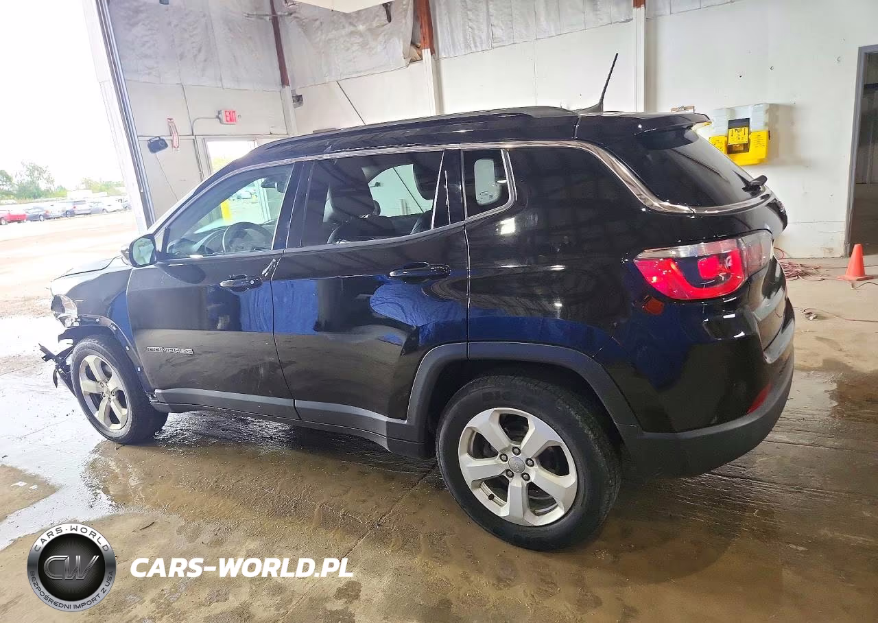 2018 Jeep Compass Latitude VIN:3C4NJCBB2JT165944 - 2