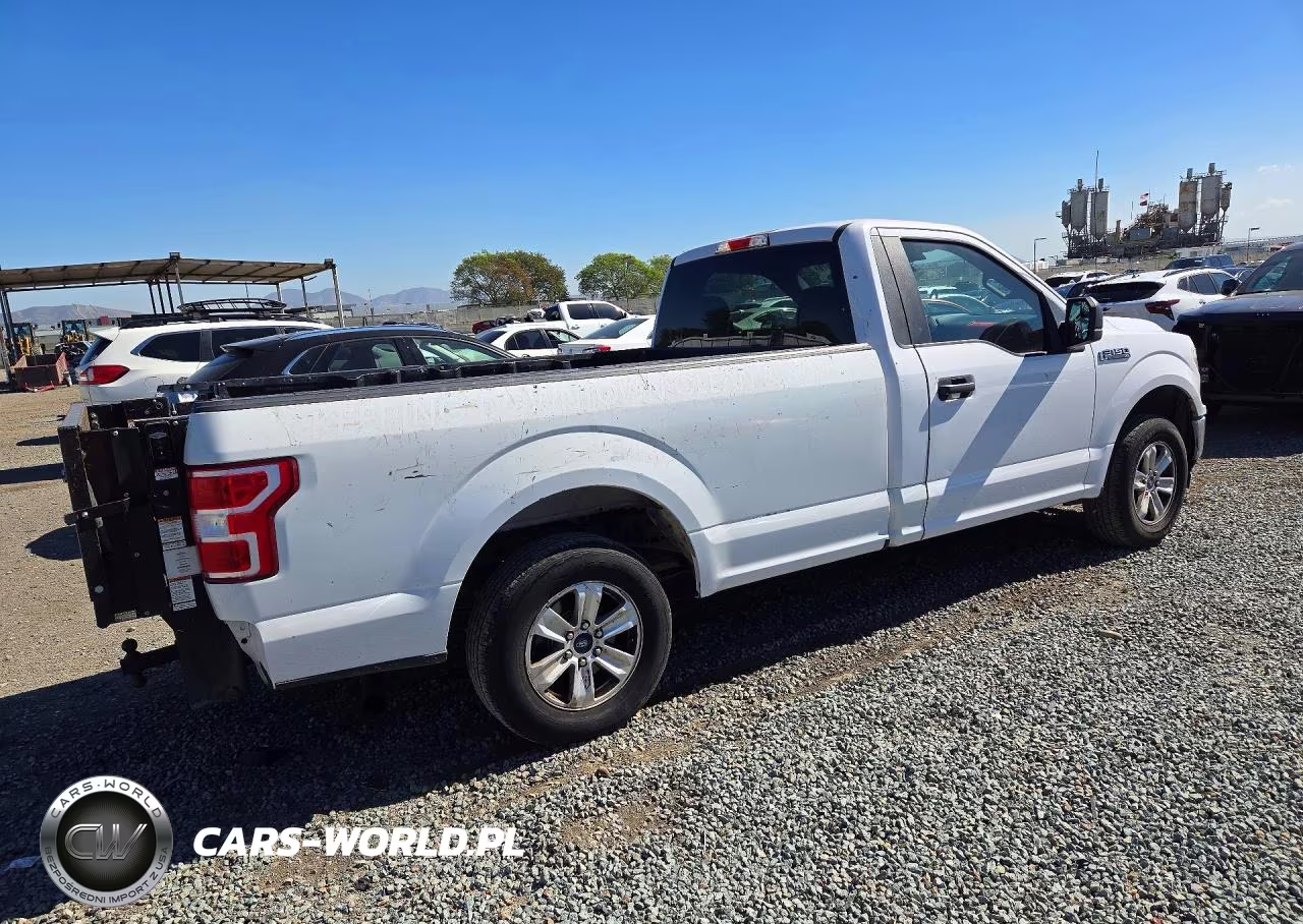 2019 Ford F150 VIN:1FTMF1C54KKE18758 - 3