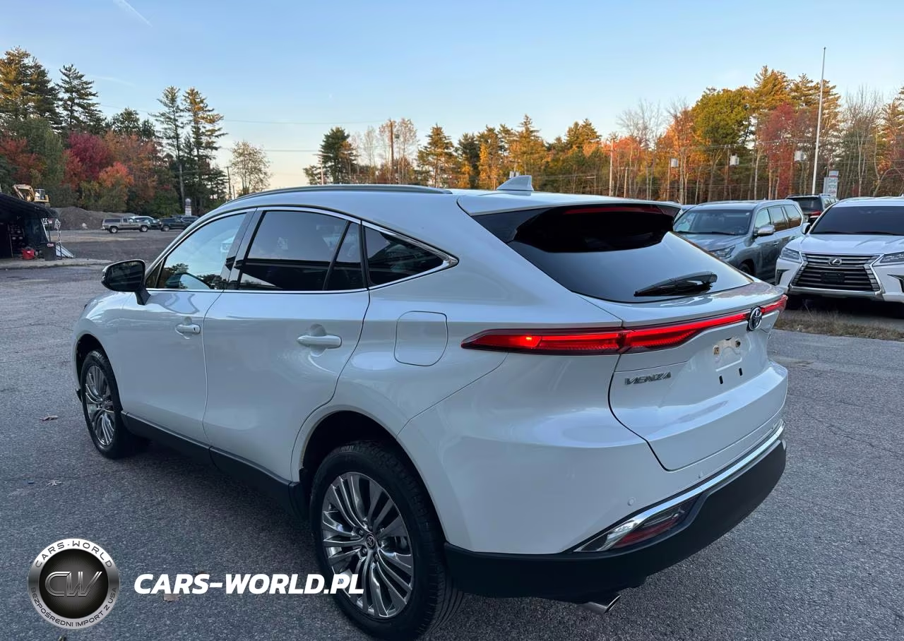 2024 Toyota Venza Xle VIN:JTEAAAAH1RJ162458 - 3