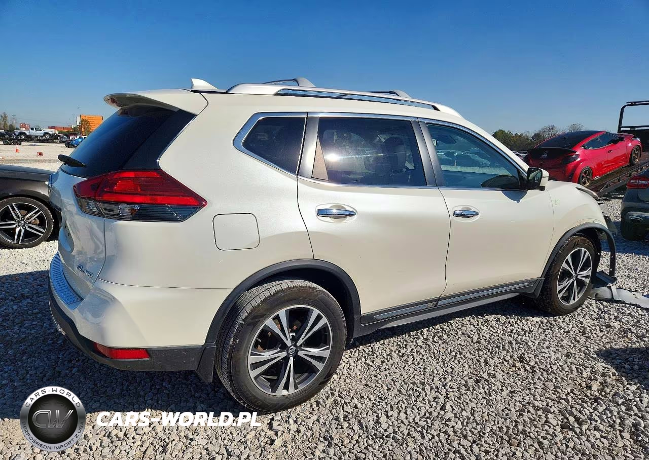 2017 Nissan Rogue S VIN:JN8AT2MV5HW024188 - 3