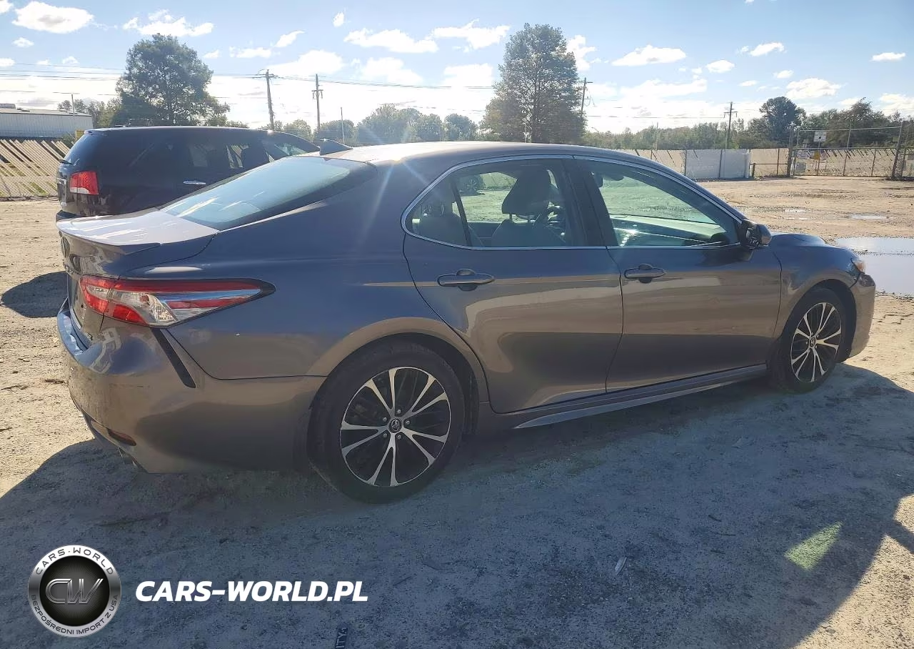 2019 Toyota Camry Se VIN:4T1B11HK8KU780239 - 3