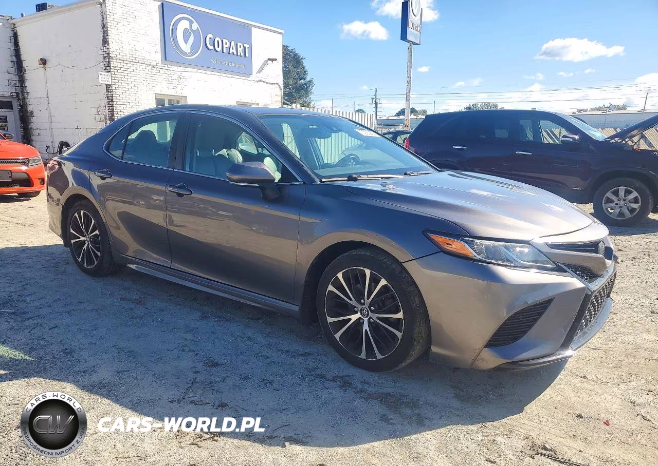 2019 Toyota Camry Se VIN:4T1B11HK8KU780239 - 4