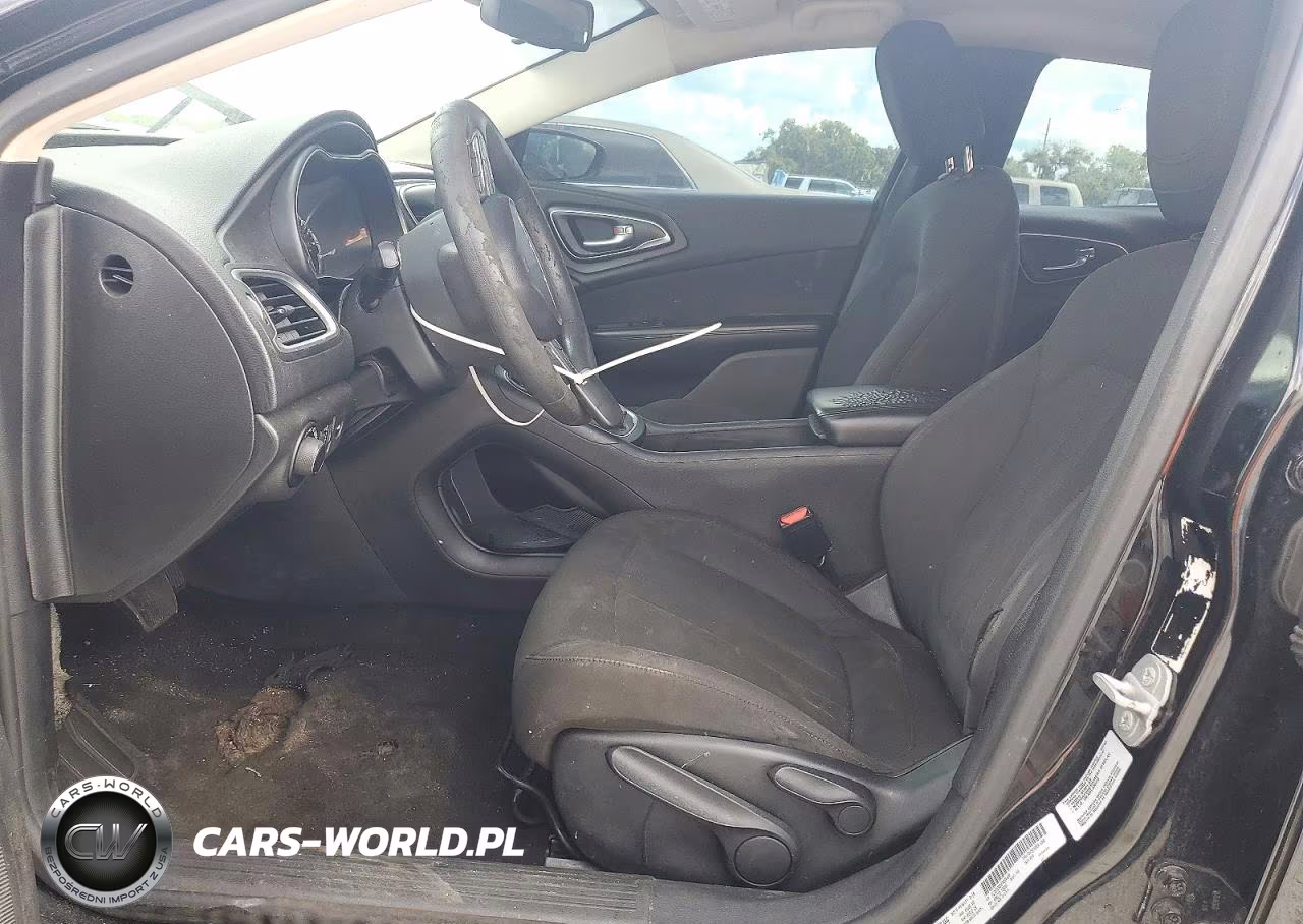 2015 Chrysler 200 Limited VIN:1C3CCCABXFN584400 - 7
