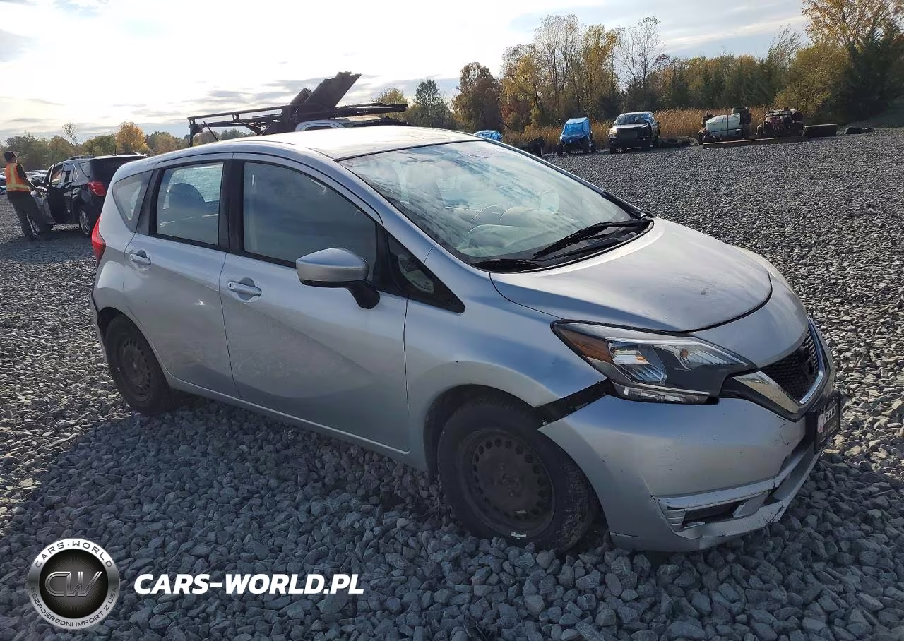 2018 Nissan Versa Note S VIN:3N1CE2CP7JL370503 - 4