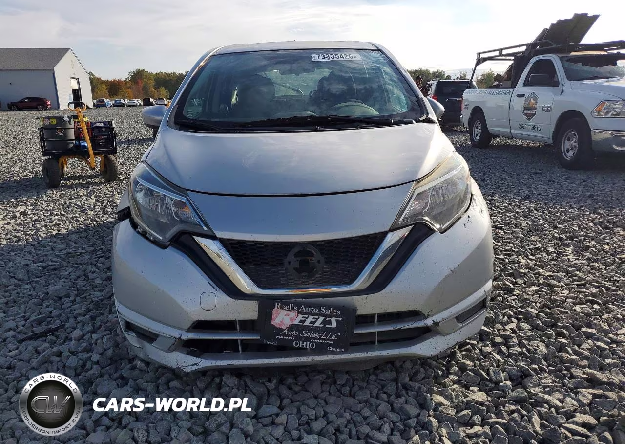 2018 Nissan Versa Note S VIN:3N1CE2CP7JL370503 - 5