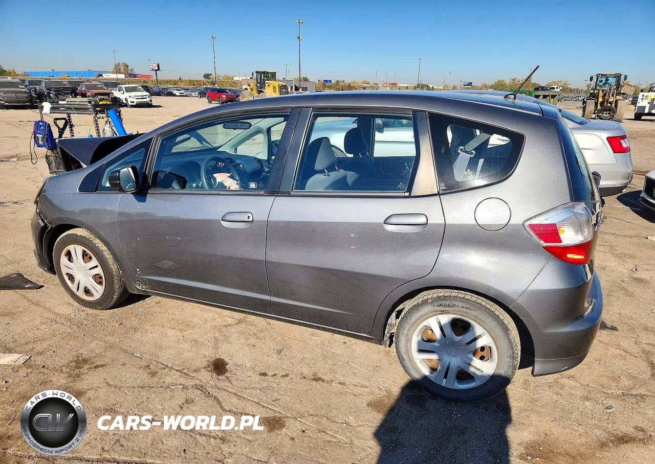 2011 Honda Fit VIN:JHMGE8H38BS008222 - 2
