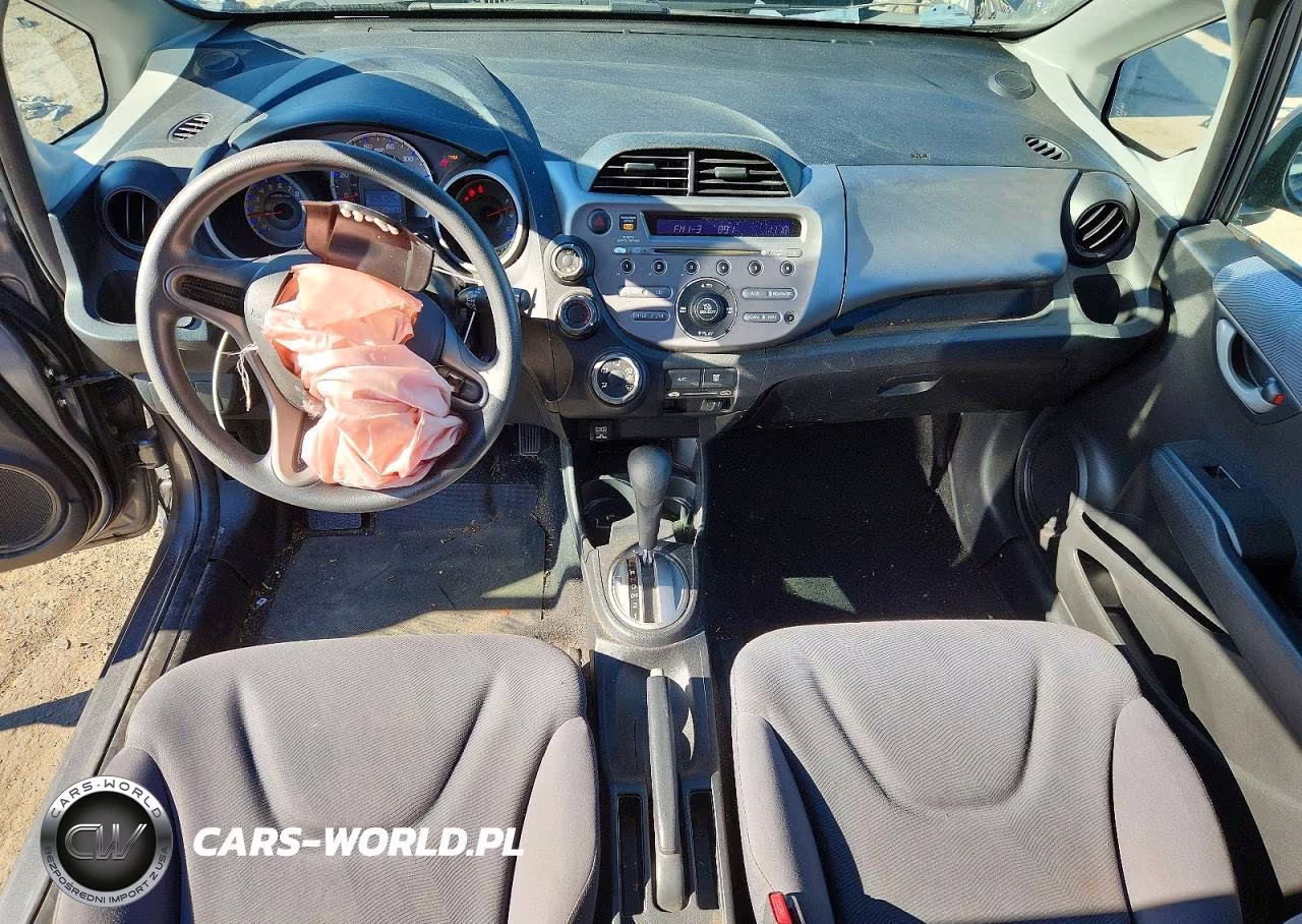 2011 Honda Fit VIN:JHMGE8H38BS008222 - 8