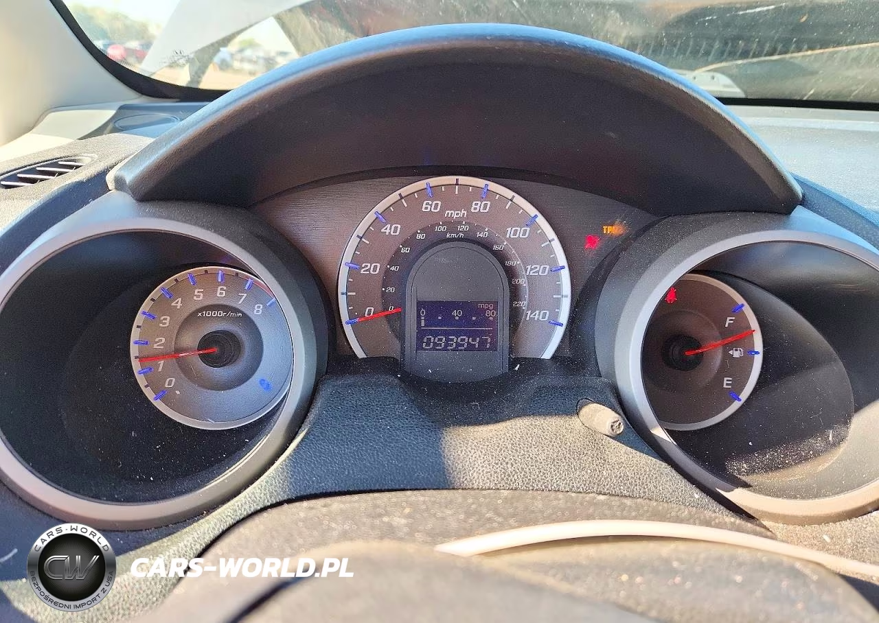2011 Honda Fit VIN:JHMGE8H38BS008222 - 9