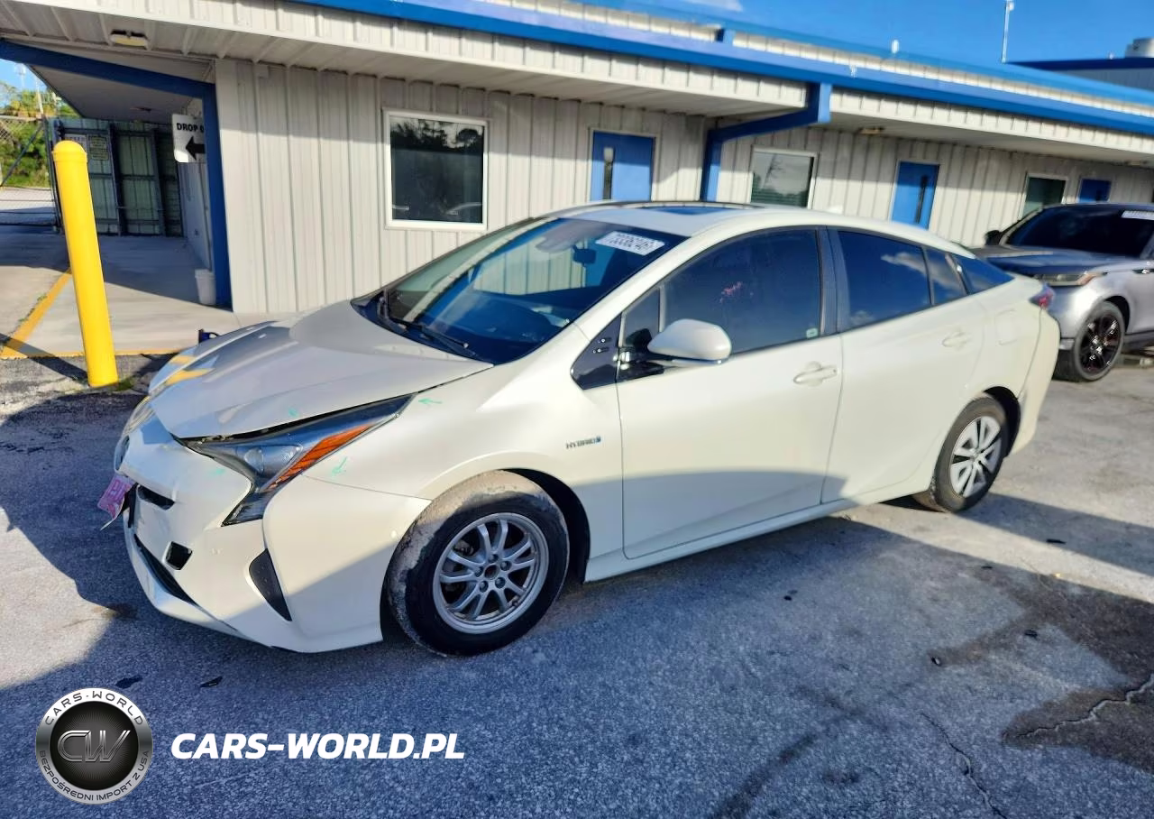 2017 Toyota Prius Three VIN:JTDKARFU3H3049322 - 1