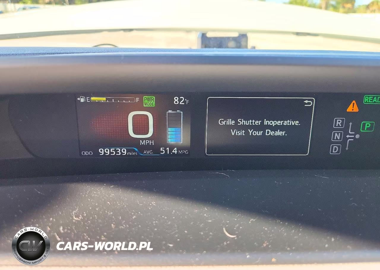 2017 Toyota Prius Three VIN:JTDKARFU3H3049322 - 9