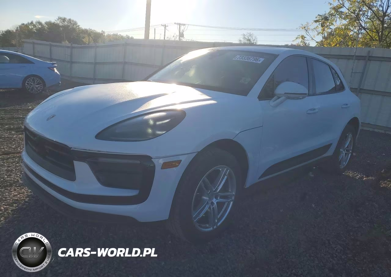 2023 Porsche Macan Base VIN:WP1AA2A56PLB12400 - 1