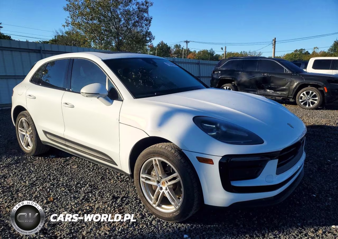 2023 Porsche Macan Base VIN:WP1AA2A56PLB12400 - 4
