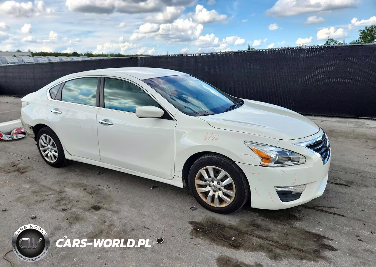 2013 Nissan Altima 2.5 VIN:1N4AL3AP4DC108530 - 4