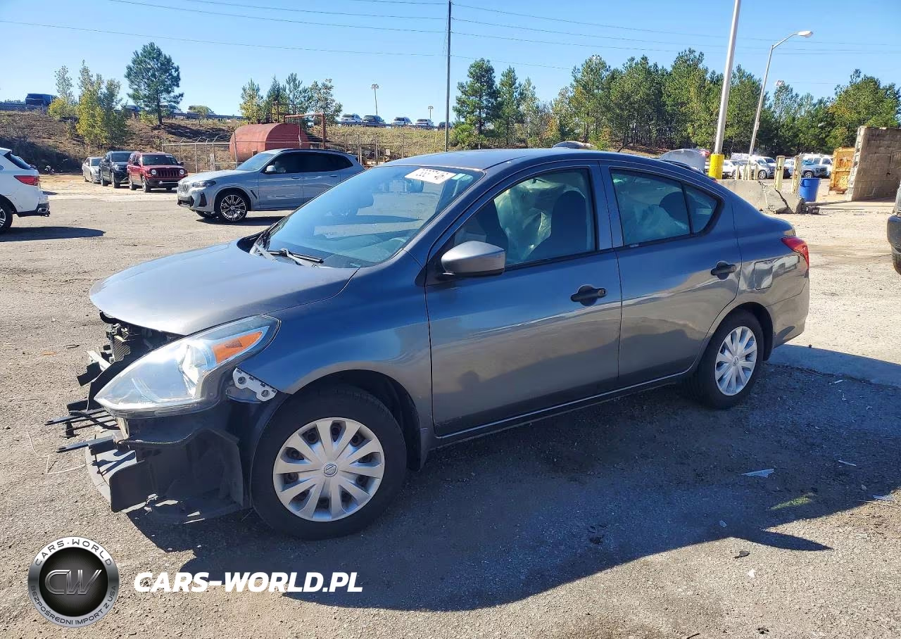 2016 Nissan Versa 1.6 S – zdjęcie 1 z 13