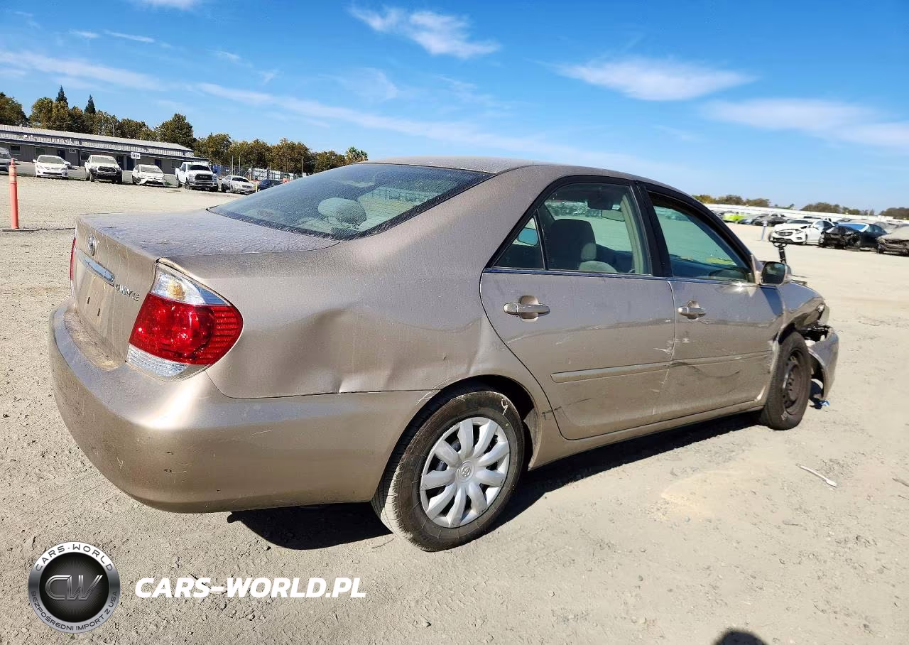 2005 Toyota Camry Le VIN:4T1BE30K15U987006 - 3