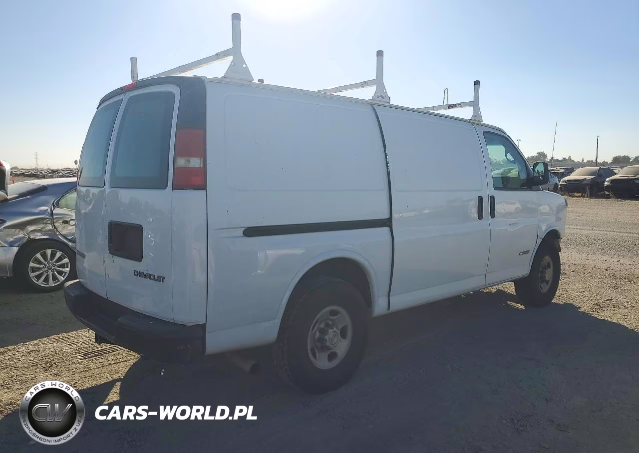 2005 Chevrolet Express G2500 VIN:1GCGG25V051236952 - 3