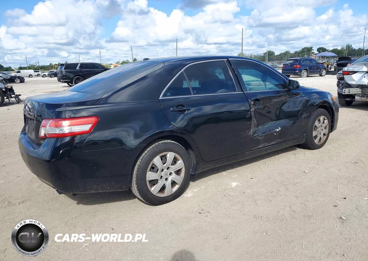 2011 Toyota Camry Le VIN:4T1BF3EK6BU762288 - 3