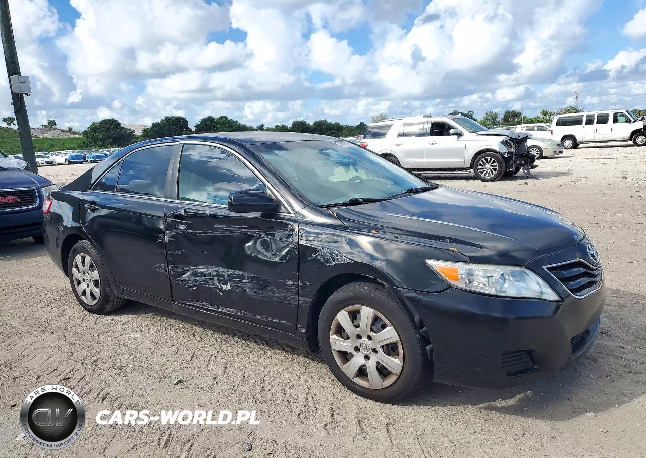 2011 Toyota Camry Le VIN:4T1BF3EK6BU762288 - 4