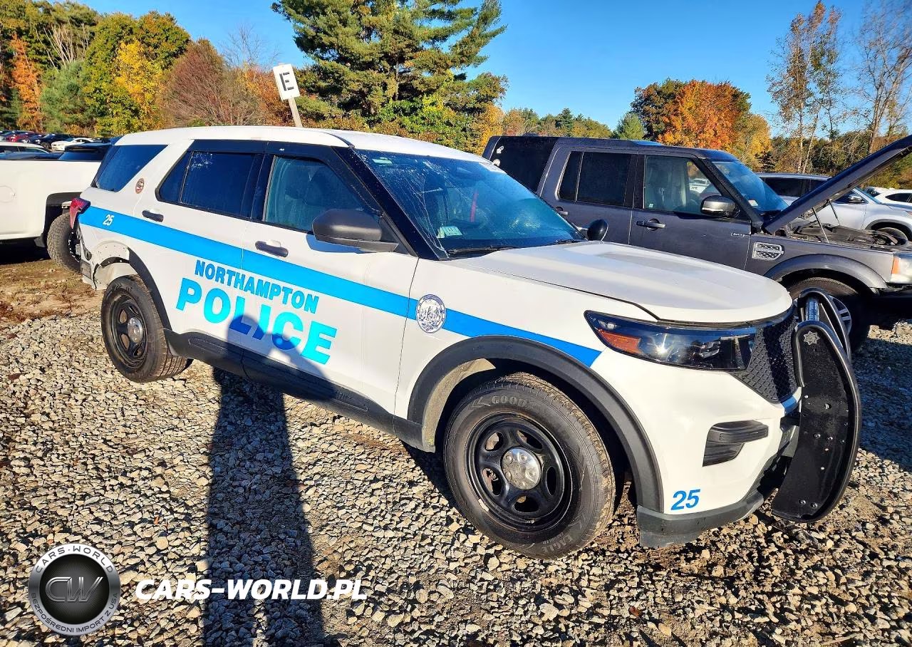2025 Ford Explorer Police Interceptor VIN:1FM5K8AB6SGA03120 - 4