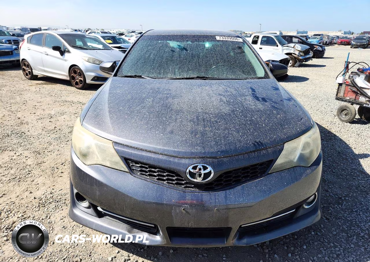 2014 Toyota Camry Se VIN:4T1BF1FK0EU435439 - 5