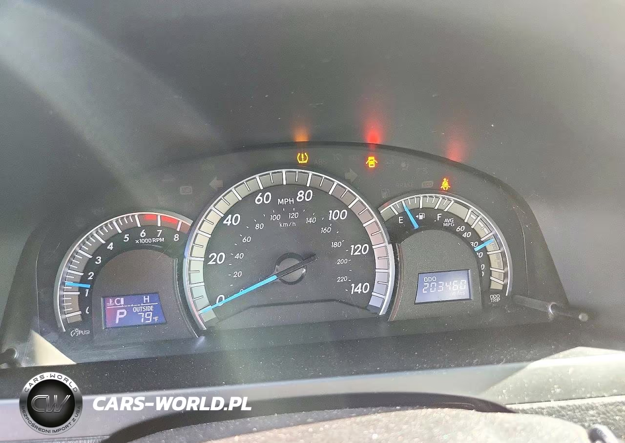 2014 Toyota Camry Se VIN:4T1BF1FK0EU435439 - 9