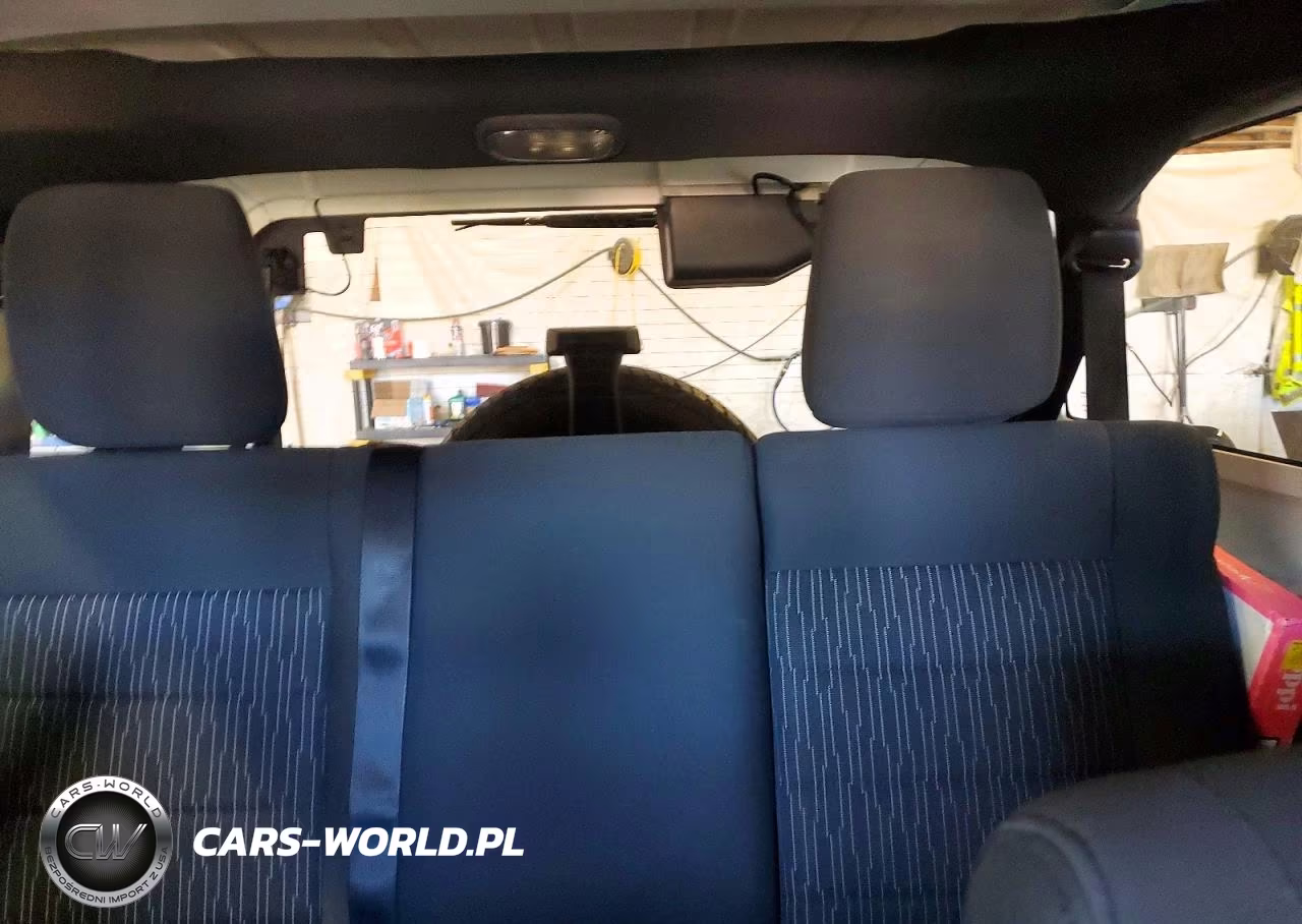 2012 Jeep Wrangler Unlimited Sahara VIN:1C4BJWEG5CL276093 - 10