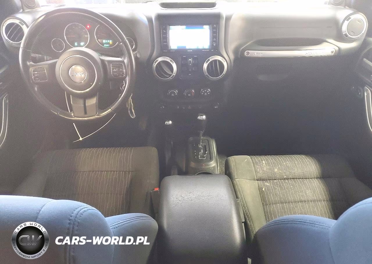 2012 Jeep Wrangler Unlimited Sahara VIN:1C4BJWEG5CL276093 - 8