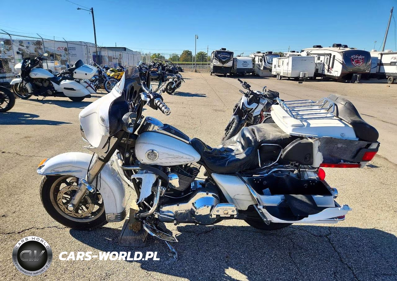 2004 Harley-Davidson Flhtcui Shrine VIN:1HD1FLW114Y608913 - 3