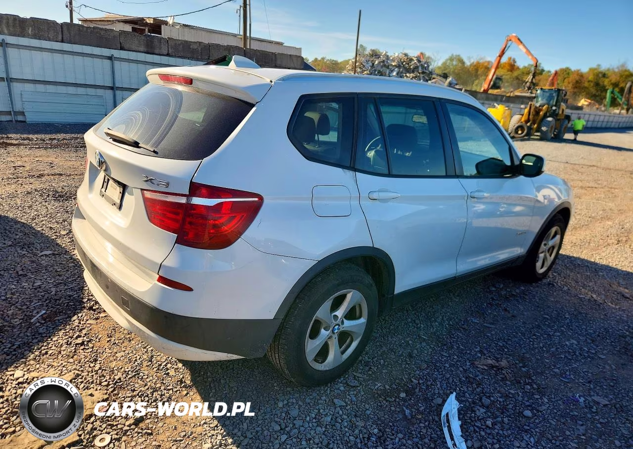 2011 BMW X3 xDrive28I VIN:5UXWX5C56BL716282 - 3